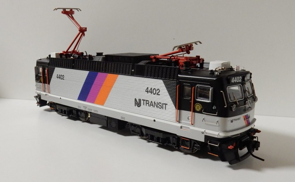 Eisenbahnmodell NJ Transit 4402